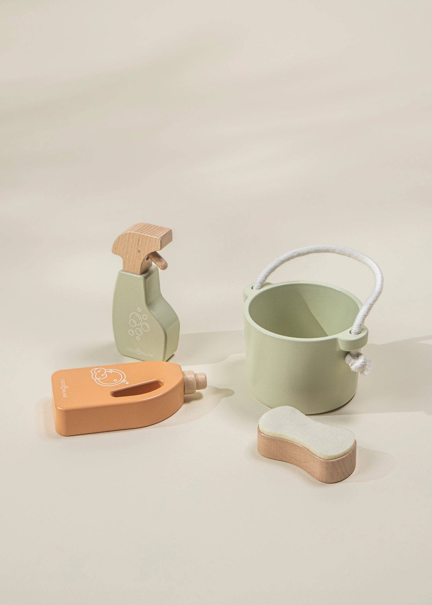 Wooden Cleaning Playset for Kids – Pretend Play Housekeeping Toy Set – Montessori Role Play – Ages 3+