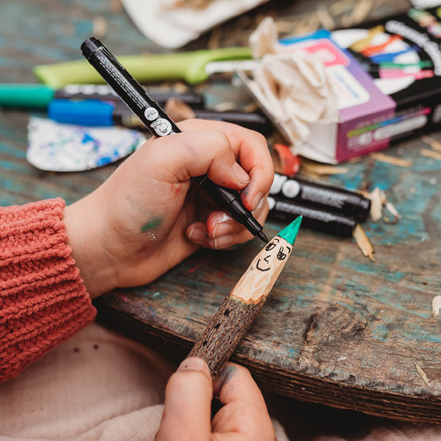 Seasonal Nature Activity Book – Wild Celebrations – Family Nature Crafts & Outdoor Activities