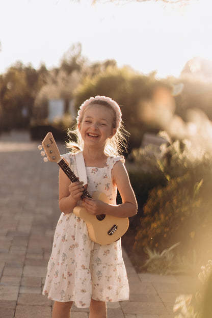 Loog Mini Acoustic Guitar for Kids Ages 3+ – Natural | Beginner 3-String Guitar
