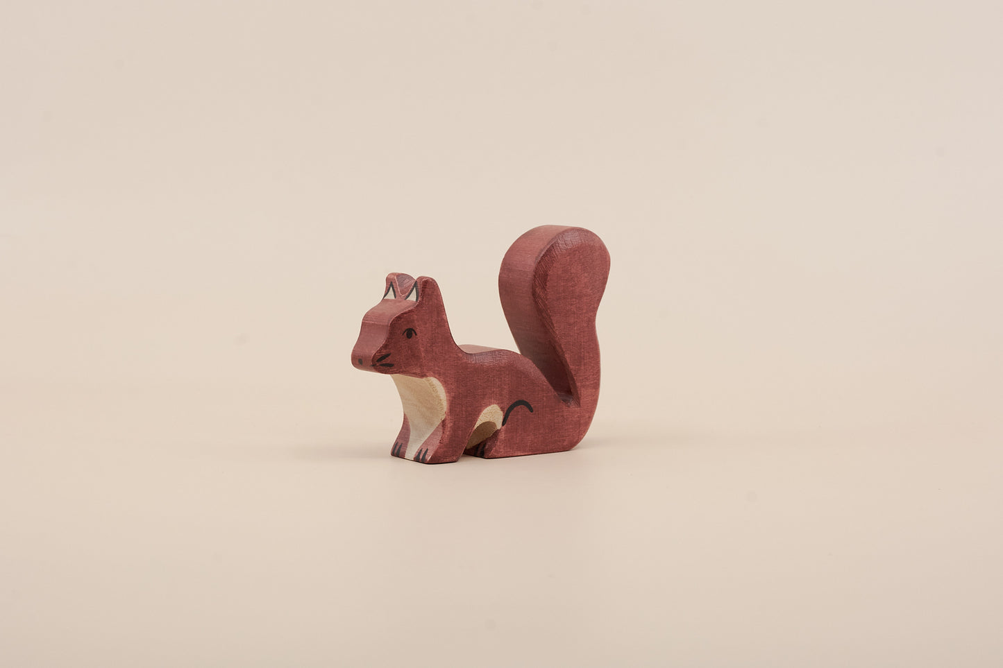 Holztiger squirrel wooden toy, side view