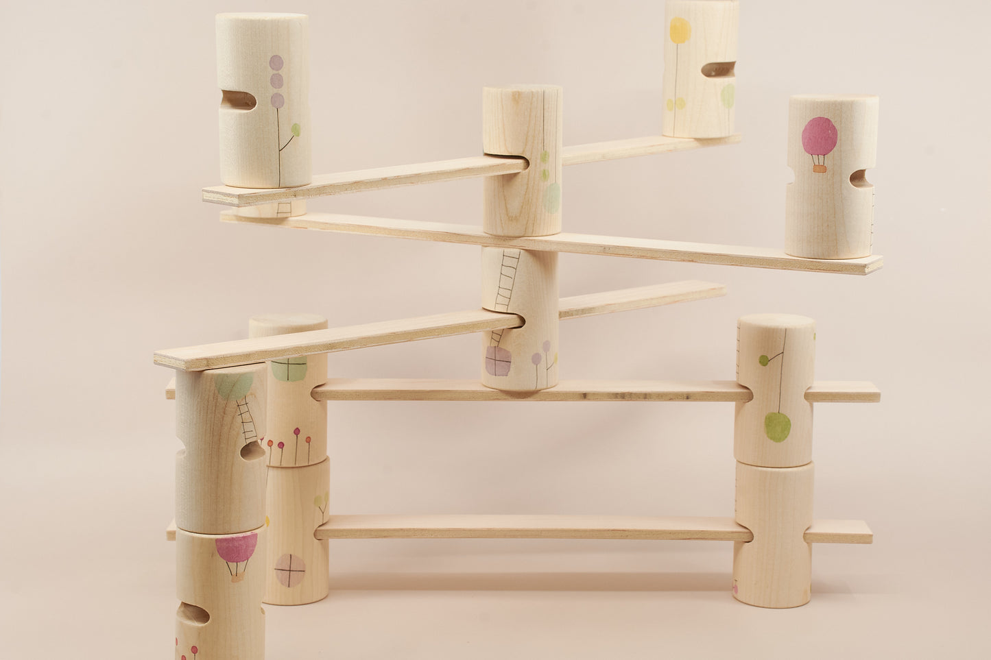 Grapat Woodland Building Set – Wooden Open-Ended Construction Toy (Montessori Inspired)