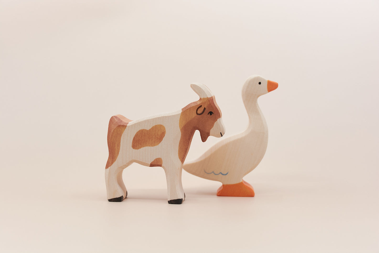 Holztiger Standing Goose – Wooden Farm Animal Toy